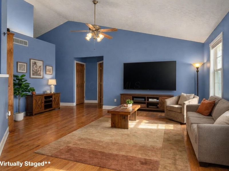 1059 Somerset Court, London, OH 43140 Photo 13
