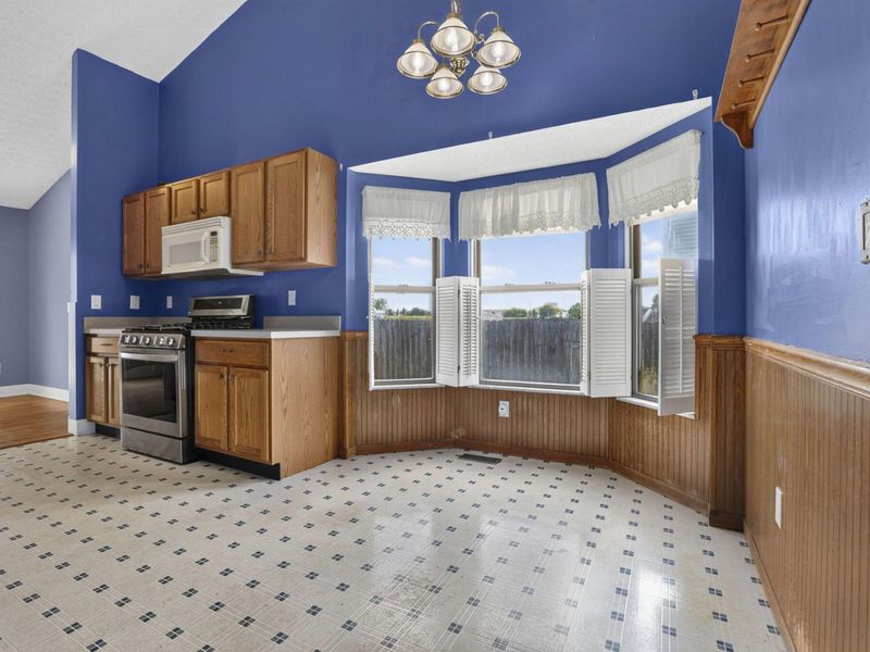 1059 Somerset Court, London, OH 43140 Photo 22