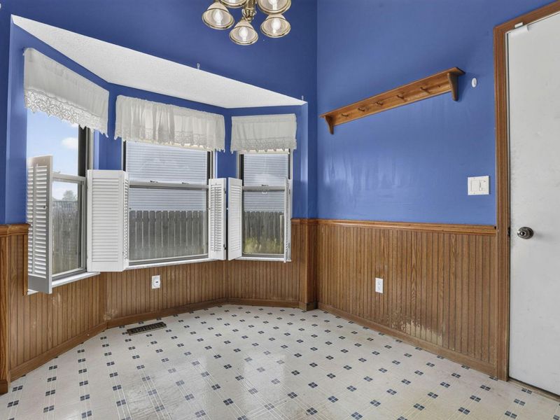 1059 Somerset Court, London, OH 43140 Photo 24