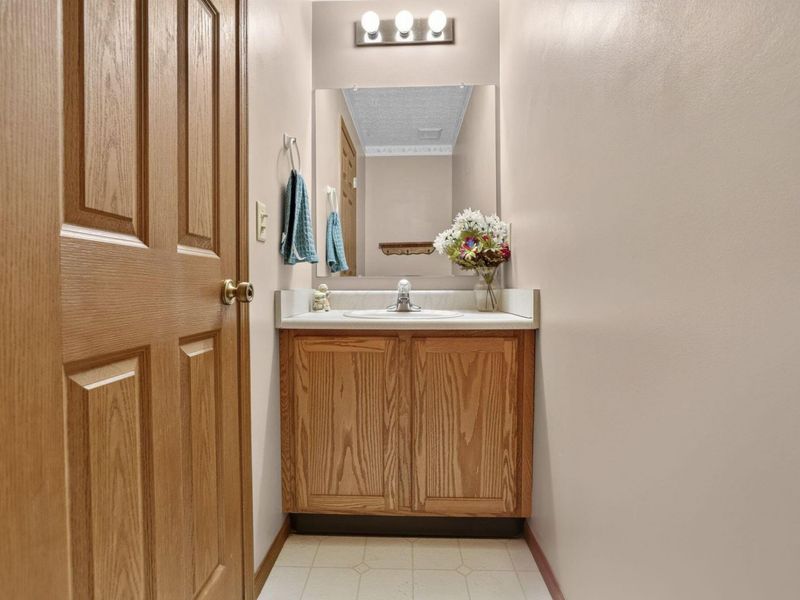 1059 Somerset Court, London, OH 43140 Photo 26