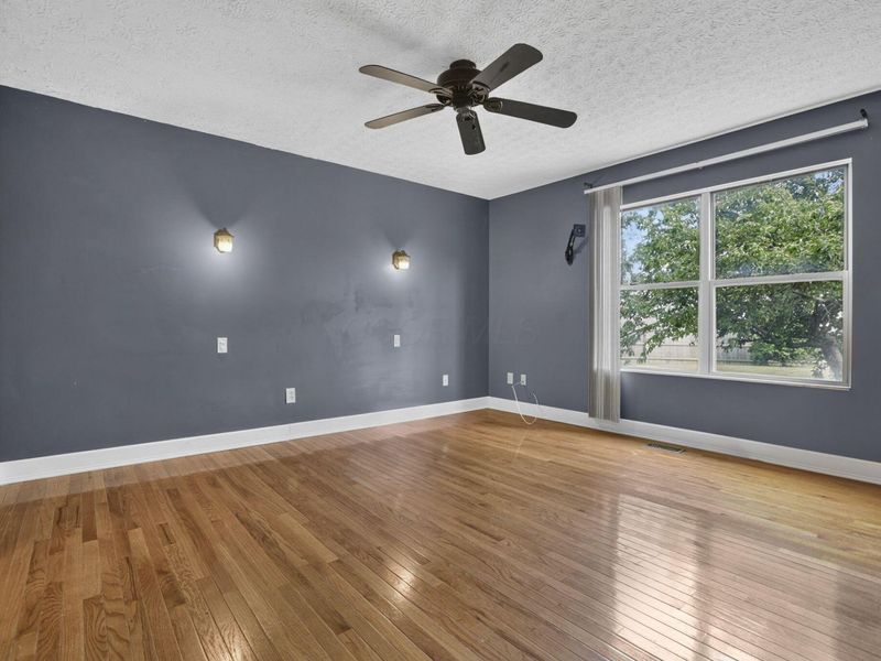 1059 Somerset Court, London, OH 43140 Photo 27