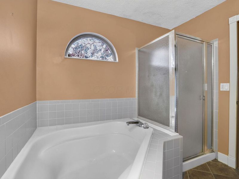 1059 Somerset Court, London, OH 43140 Photo 32