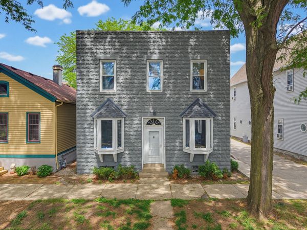 2436 S Wentworth Avenue, Milwaukee, WI 53207