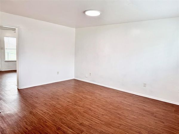 441 SW Thomas Street , Unit D, Burleson, TX 76028