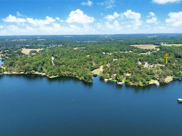 224 County Road 2267 , Mineola, TX 75410