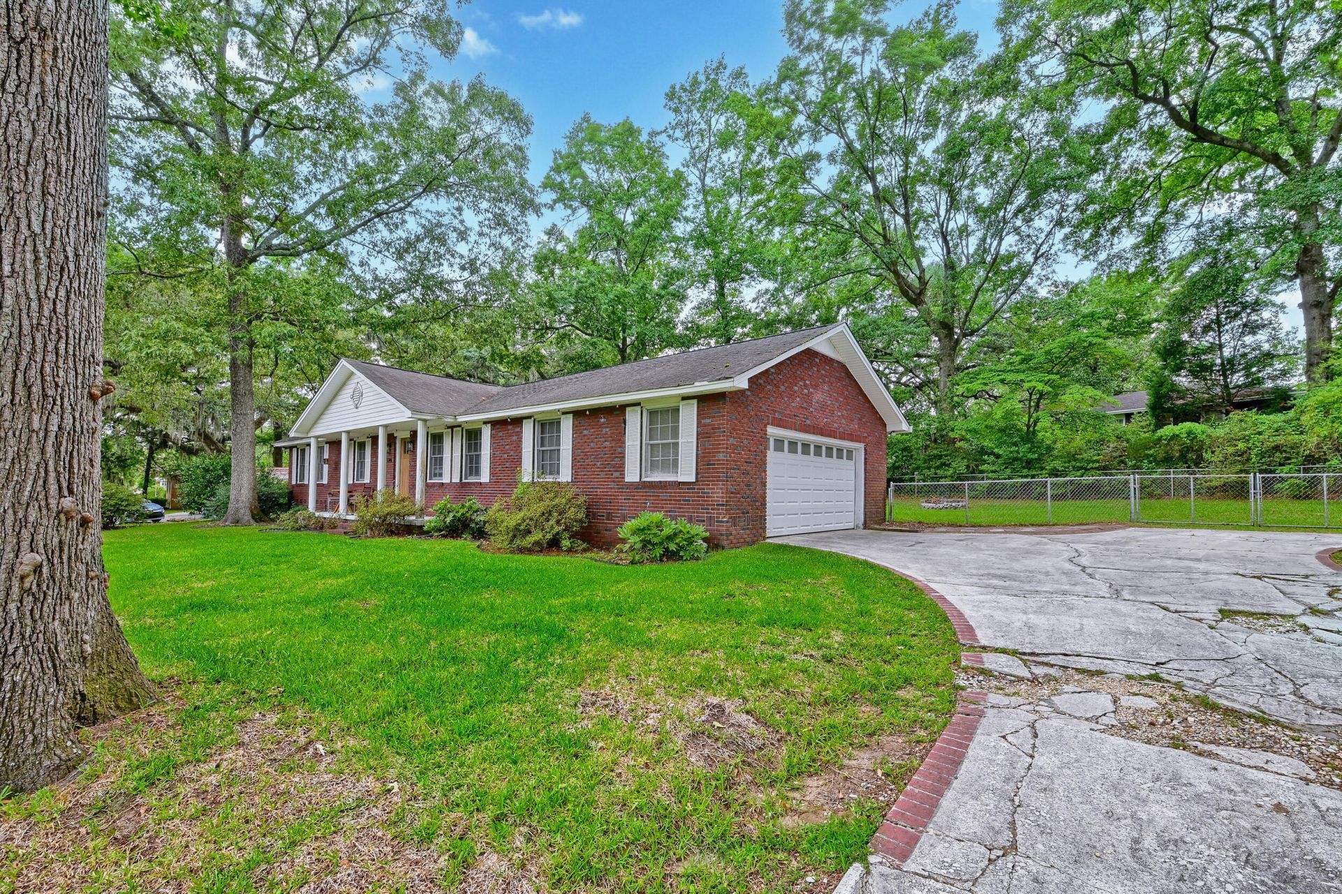 1214 Redeemer Drive Photo 35