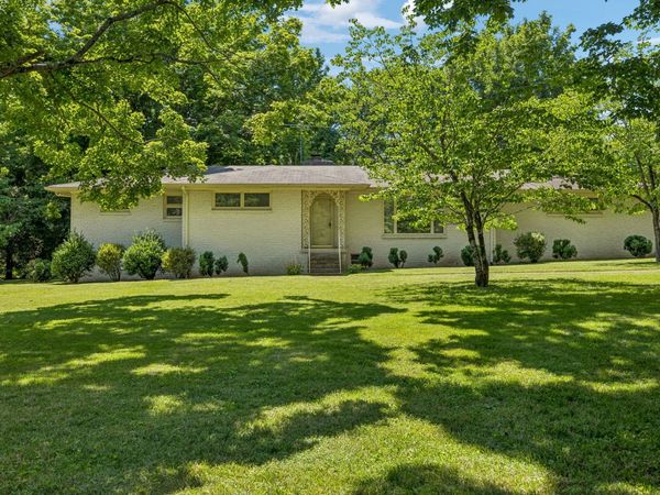1505 Hillsboro Rd , Franklin, TN 37069