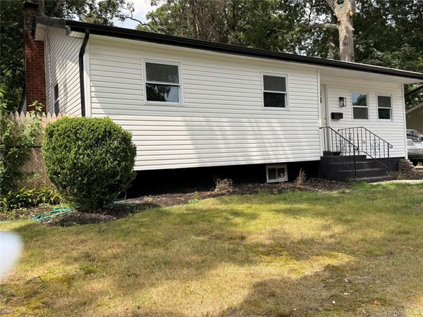 221 State Avenue, Wyandanch, NY 11798