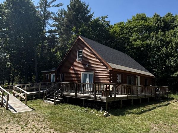 33248 S Socia Sub RD, Drummond Island, MI 49726
