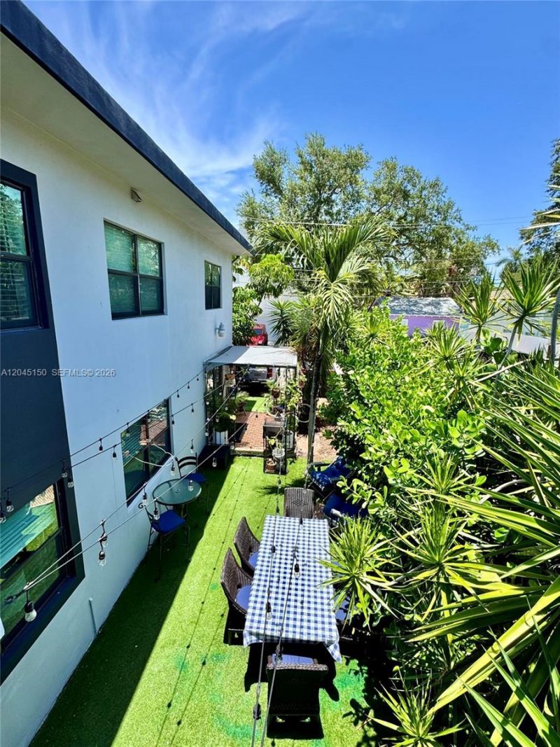 1215 E Broward Blvd , Fort Lauderdale, FL 33301 Photo