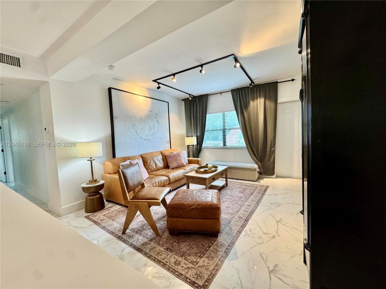 1215 E Broward Blvd , Fort Lauderdale, FL 33301 Photo