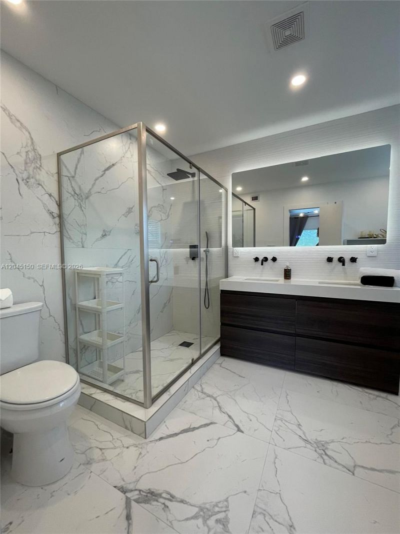 1215 E Broward Blvd , Fort Lauderdale, FL 33301 Photo