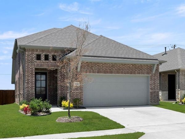 5909 Laurel Lake Lane, Pilot Point, TX 76258