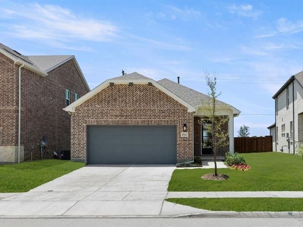 5941 Laurel Lake Lane, Pilot Point, TX 76258