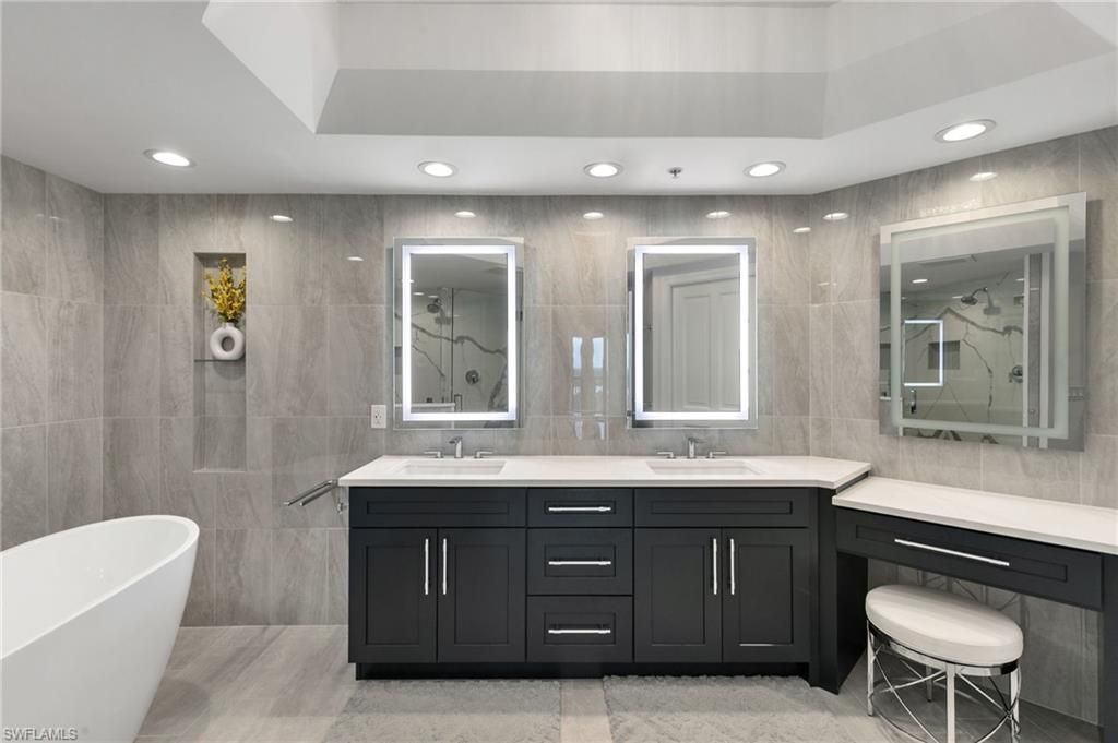 1060 Borghese Ln, Unit 902, Naples, FL 34114 Photo