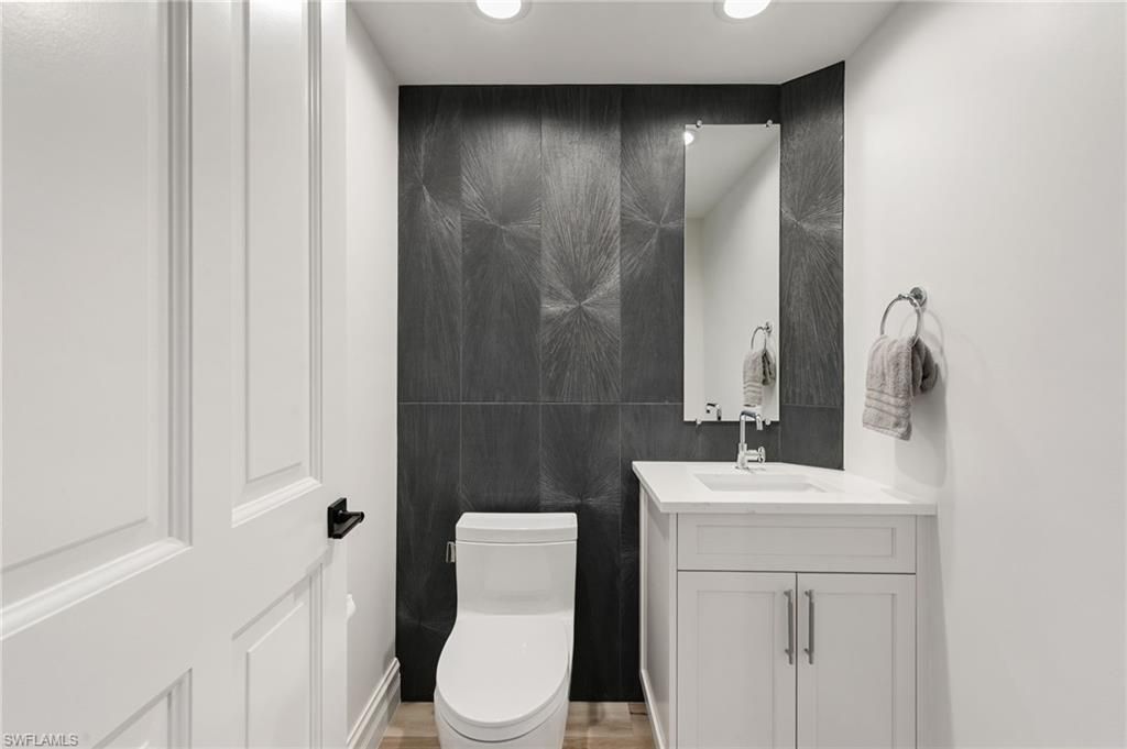 1060 Borghese Ln, Unit 902, Naples, FL 34114 Photo