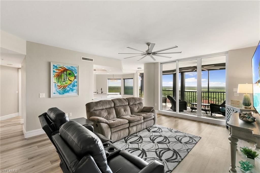 1060 Borghese Ln, Unit 902, Naples, FL 34114 Photo