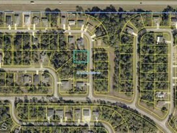 8060 Sherwood CIR , LABELLE, FL 33935