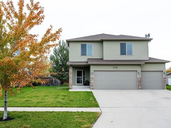 5156 44th Street S, Fargo, ND 58104