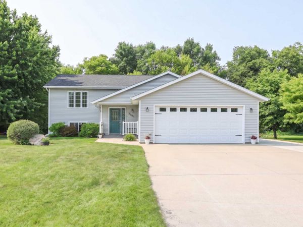 2501 Shadow Lane SE, Alexandria, MN 56308