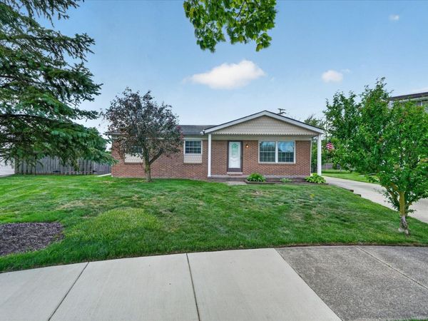 245 Roseland Drive, Canton, MI 48187