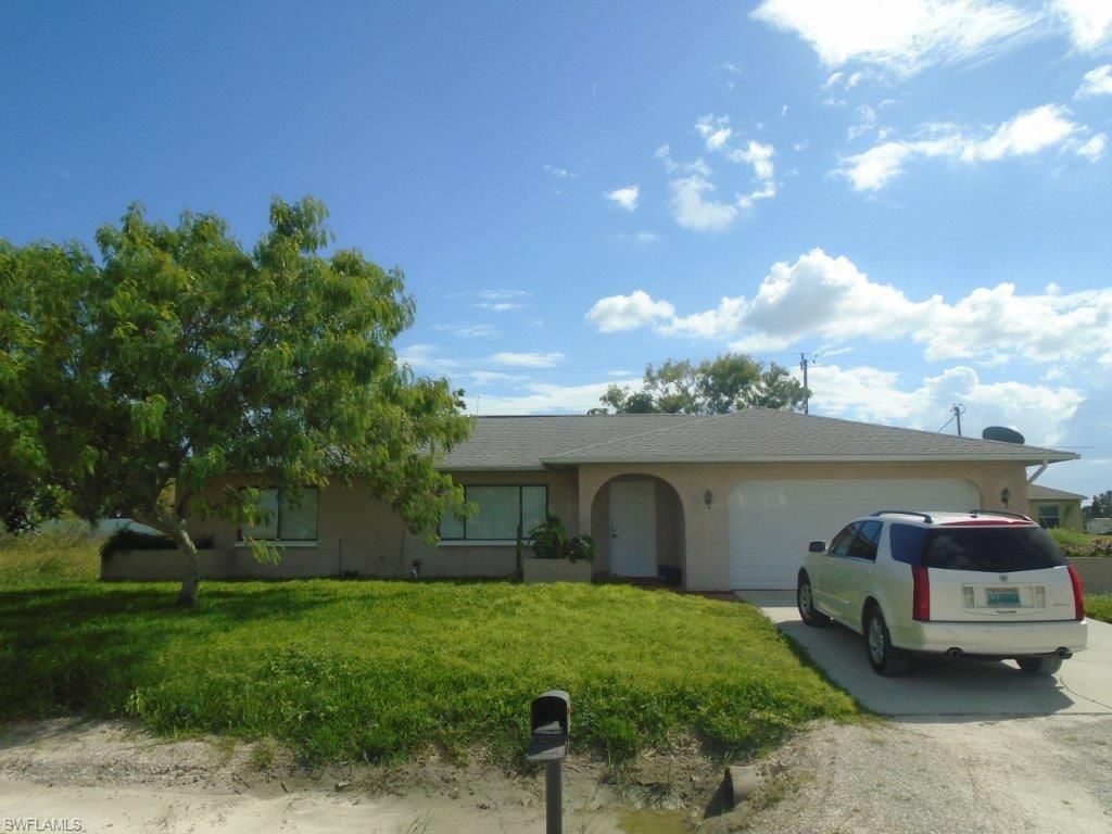 2304 NE 23rd Pl, Cape Coral, FL 33909 Photo