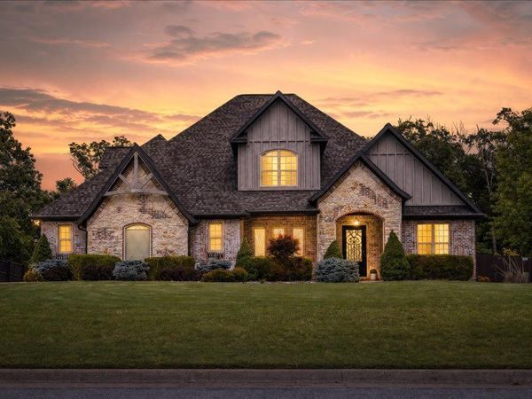 1410 Le Chesnay Drive , Centerton, AR 72719