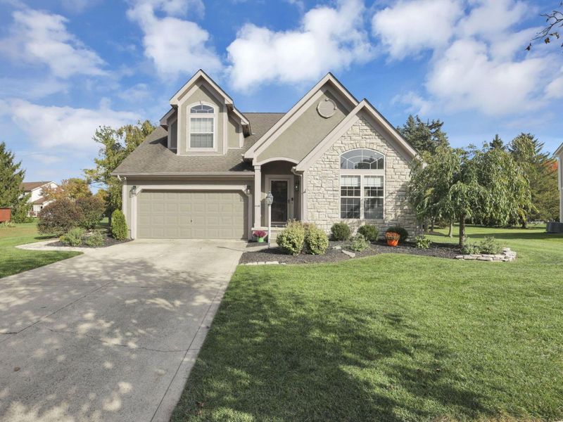 6329 Wyler Drive, Dublin, OH 43016 Photo 2