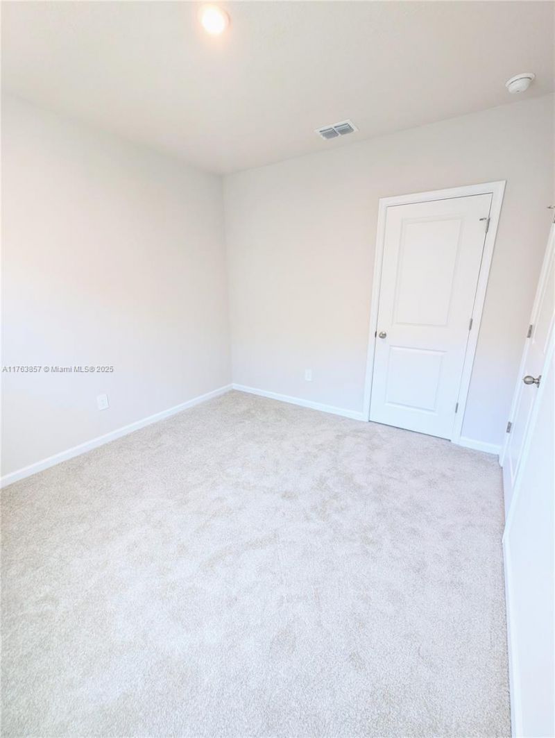 285 Raspberry Road, Fort Pierce, FL 34981 Photo