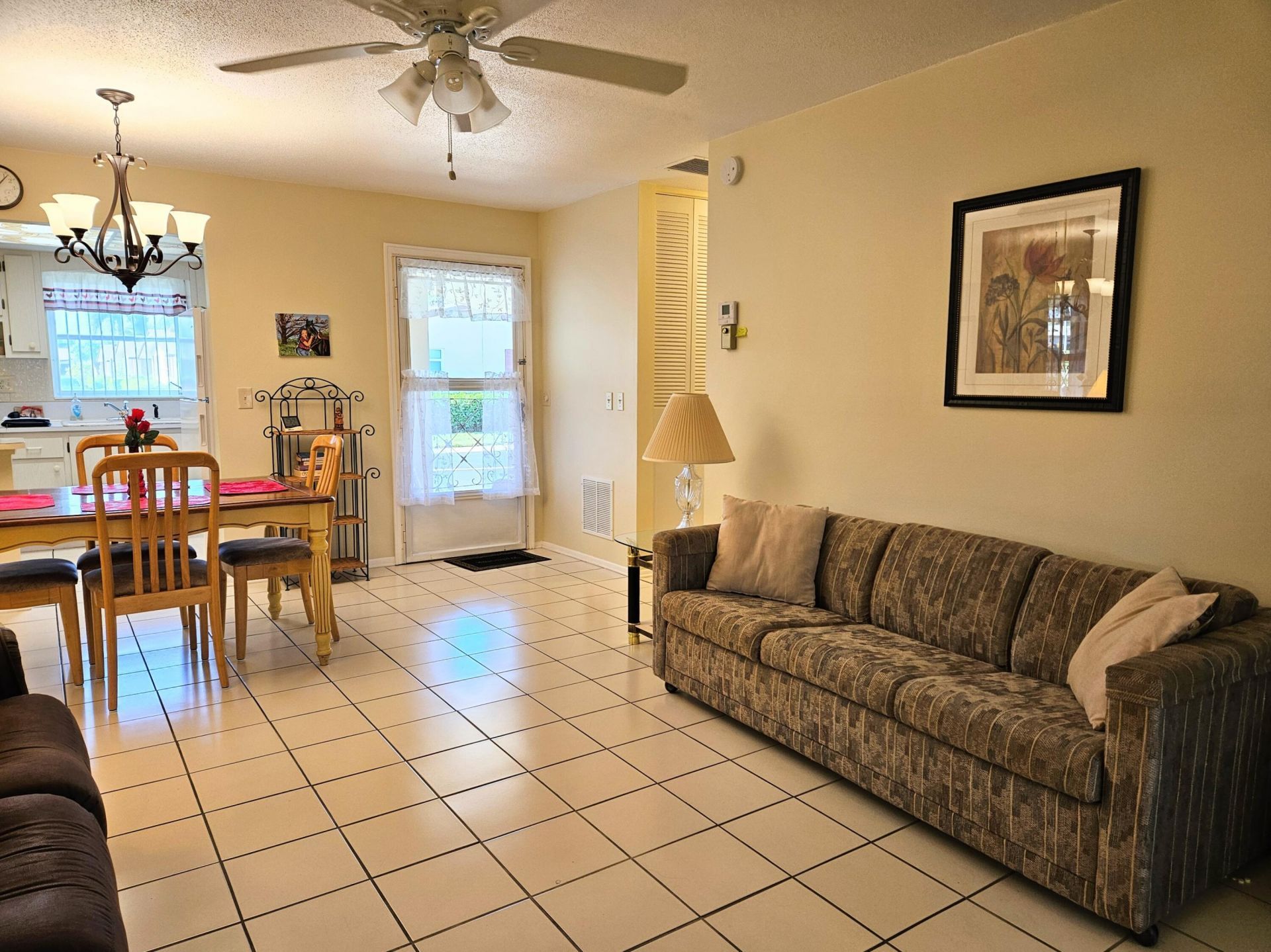 2950 Crosley Drive E, Unit C, West Palm Beach, FL 33415 Photo