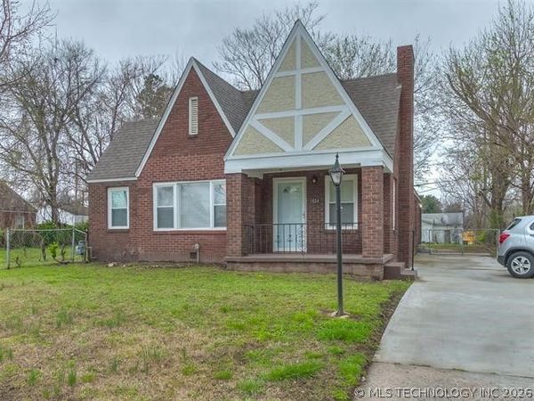 1624 N Boston Avenue , Tulsa, OK 74106