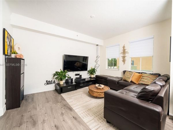 11101 NW 83rd St , Unit 201, Doral, FL 33178