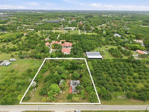 15401 SW 240th St, Homestead, FL 33032