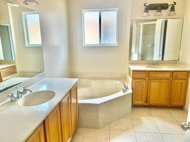 946 NW 206th St, Miami Gardens, FL 33169 Photo