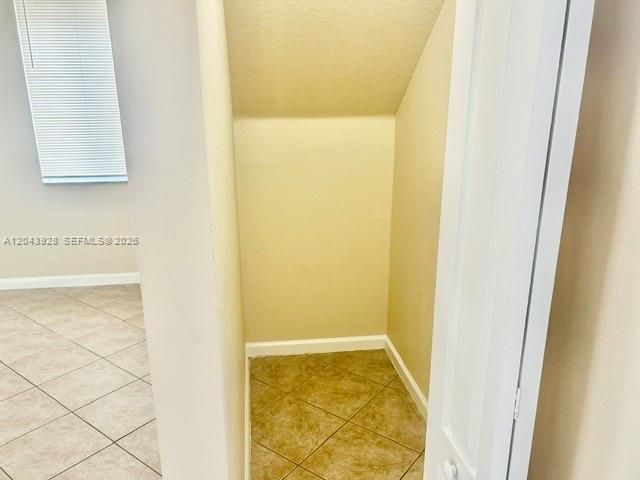 946 NW 206th St, Miami Gardens, FL 33169 Photo