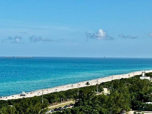 100 Bayview Dr, Unit 2124, Sunny Isles Beach, FL 33160