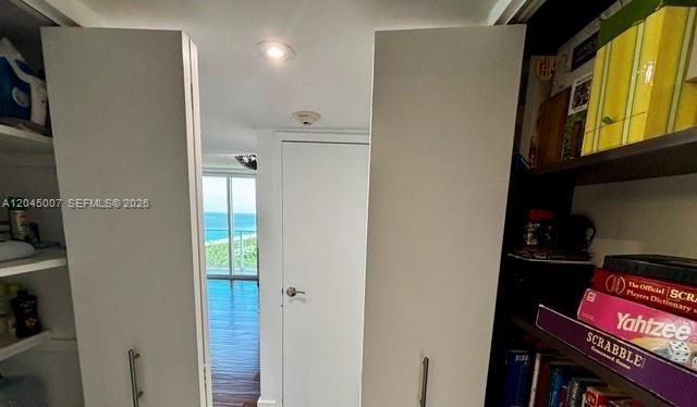 100 Bayview Dr, Unit 2124, Sunny Isles Beach, FL 33160 Photo