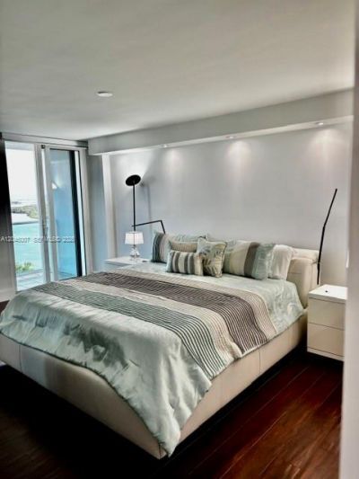 100 Bayview Dr, Unit 2124, Sunny Isles Beach, FL 33160 Photo