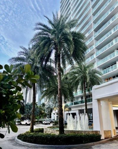 100 Bayview Dr, Unit 2124, Sunny Isles Beach, FL 33160 Photo