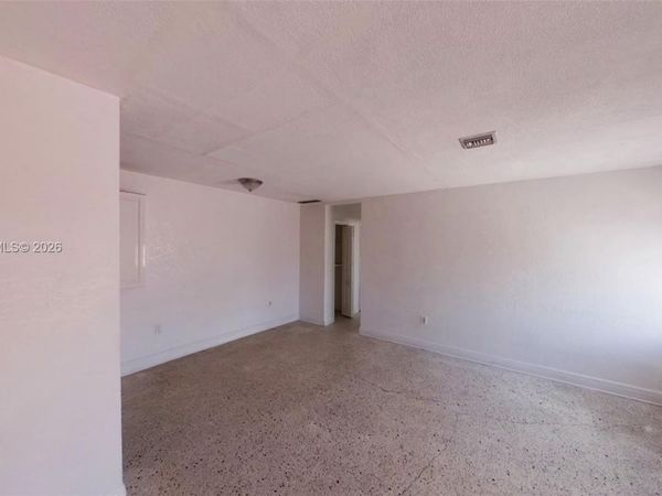 2712 W 10th Ave , Unit 5, Hialeah, FL 33010