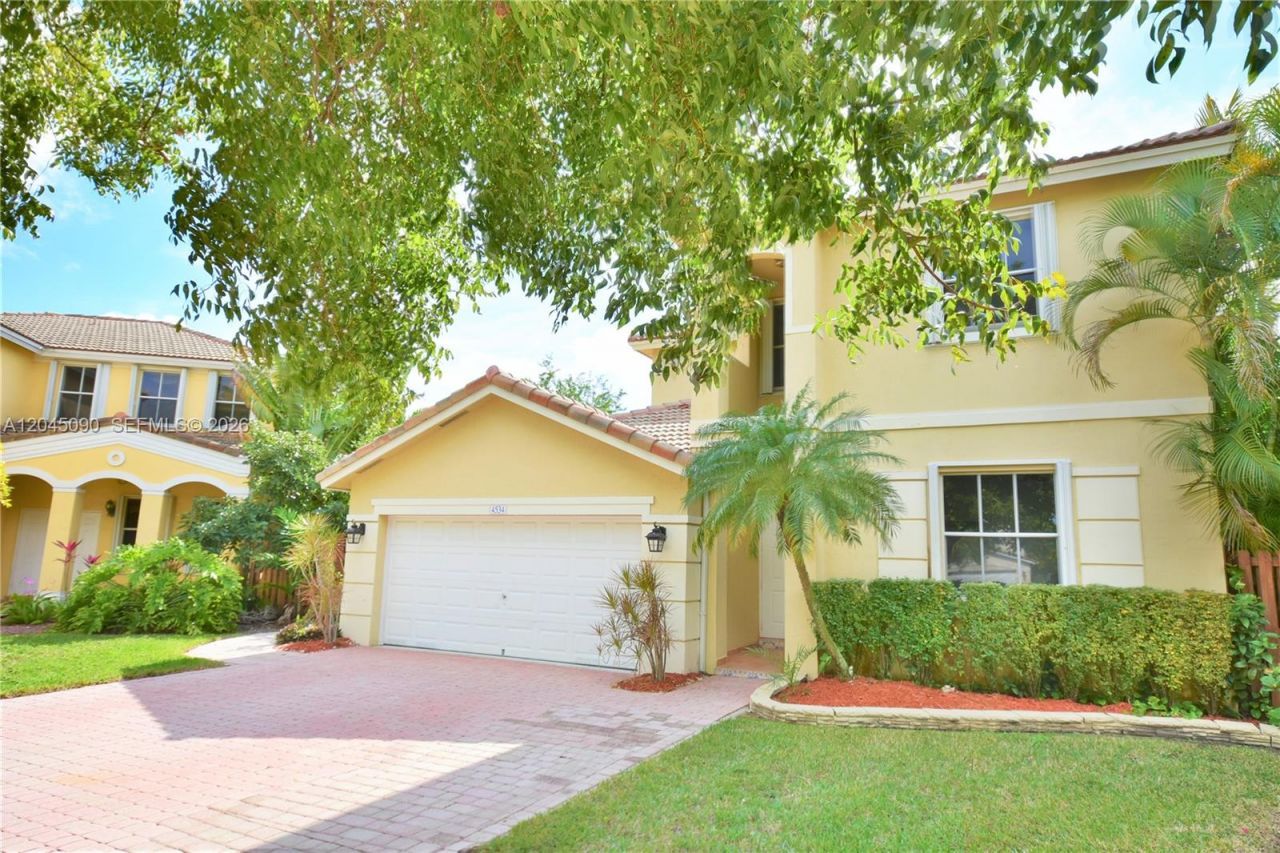4534 NW 94th Pl , Doral, FL 33178 Photo