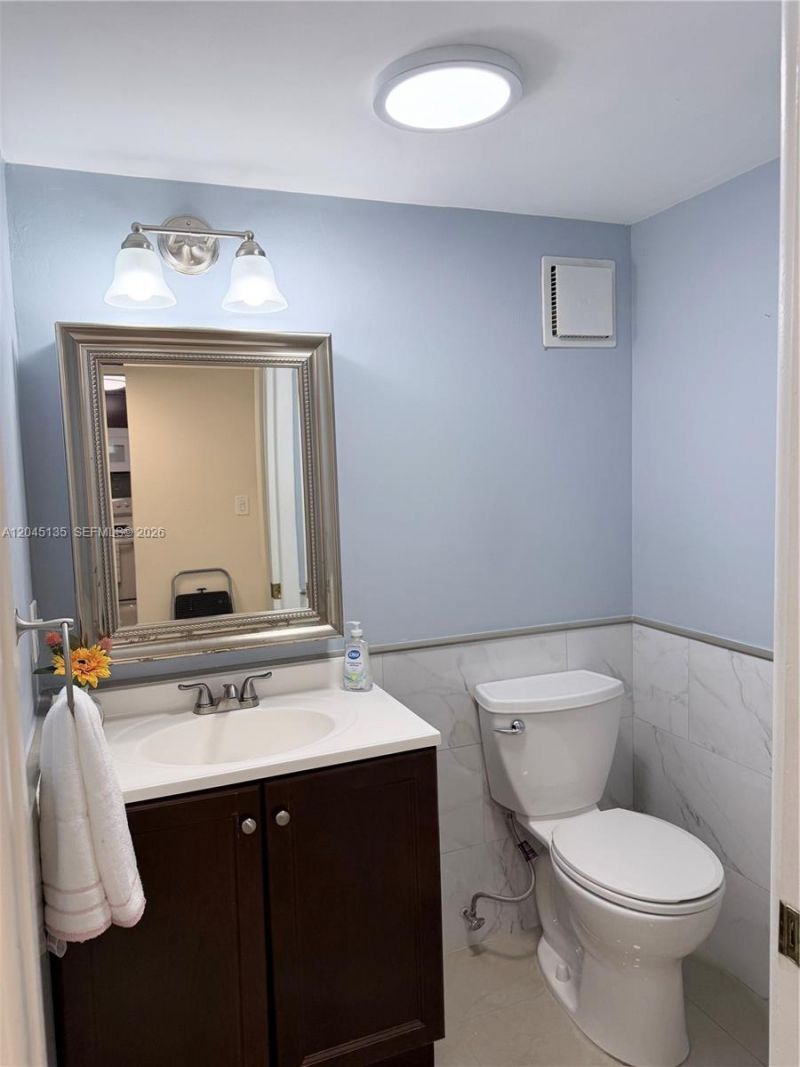 10845 SW 112th Ave, Unit 211, Miami, FL 33176 Photo
