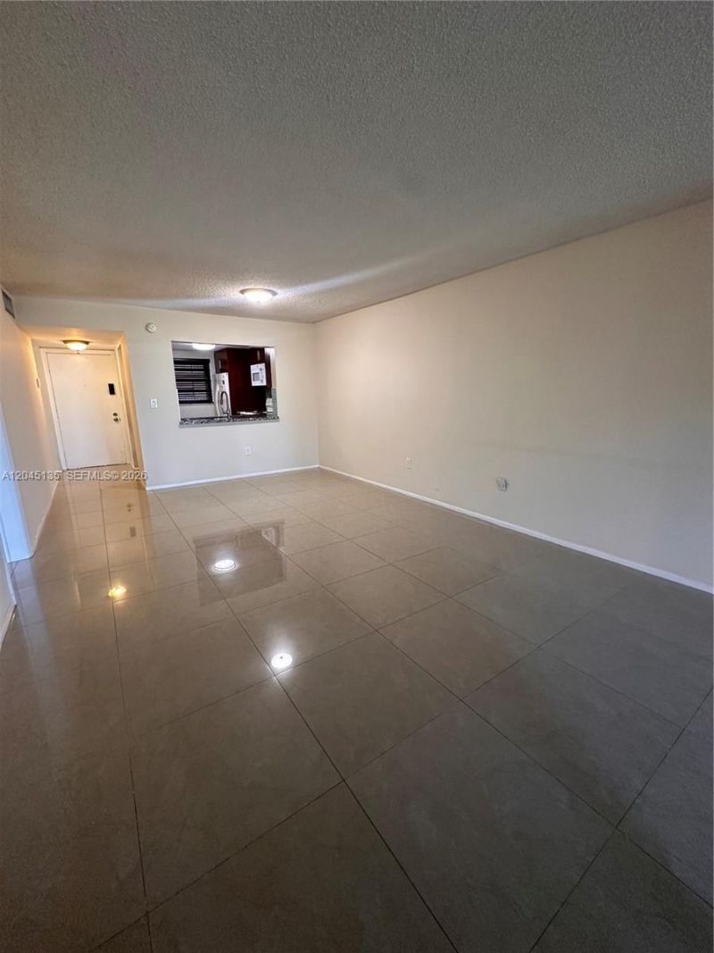 10845 SW 112th Ave , Unit 211, Miami, FL 33176 Photo