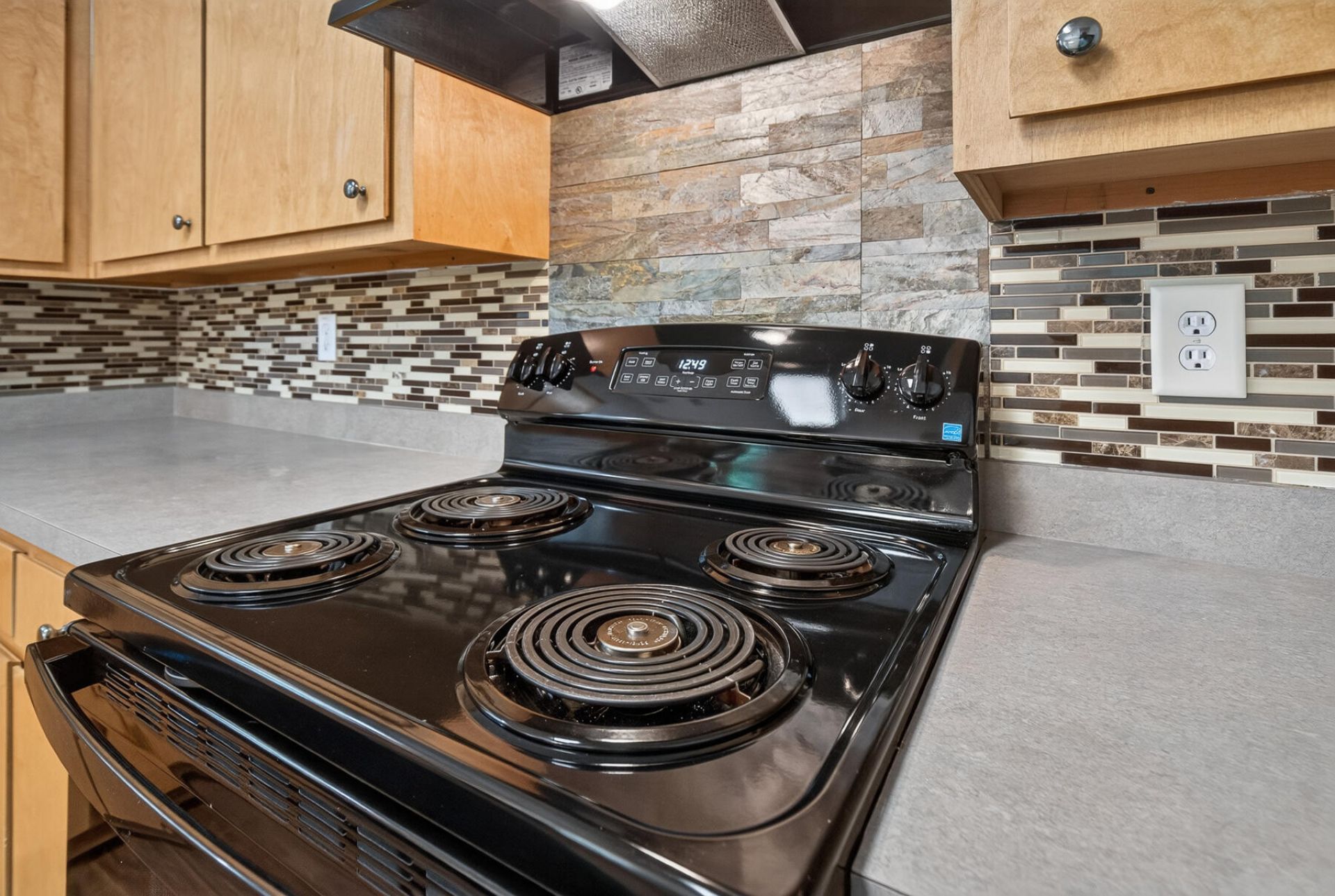 132 Paddock Way Photo 15