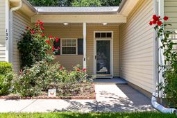 132 Paddock Way photo 4
