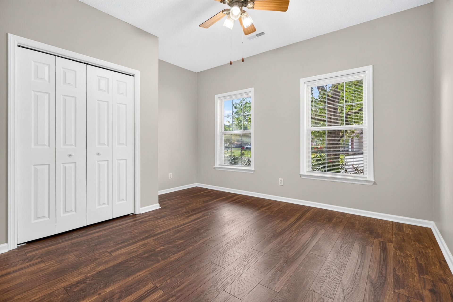 132 Paddock Way Photo 23