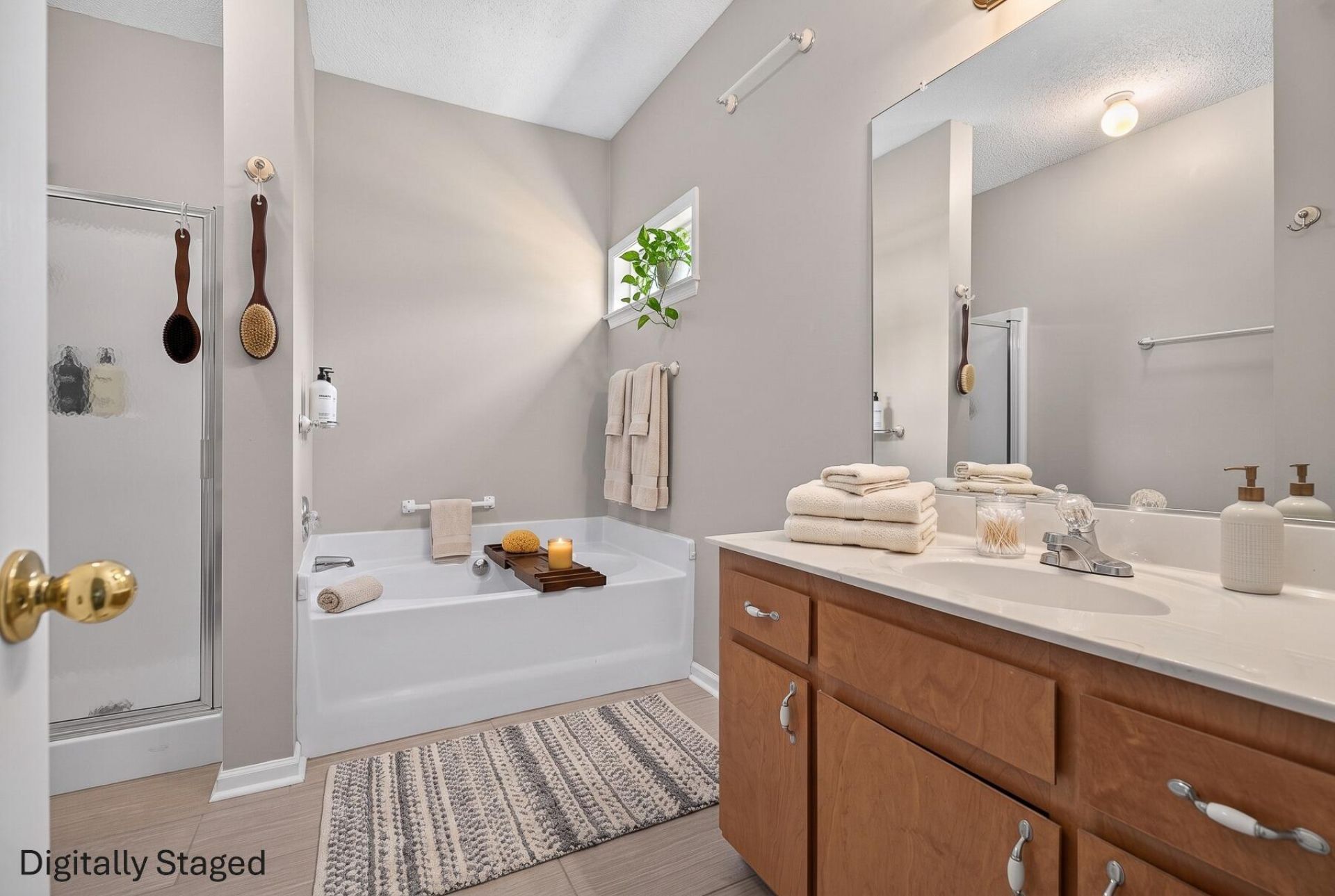 132 Paddock Way Photo 31