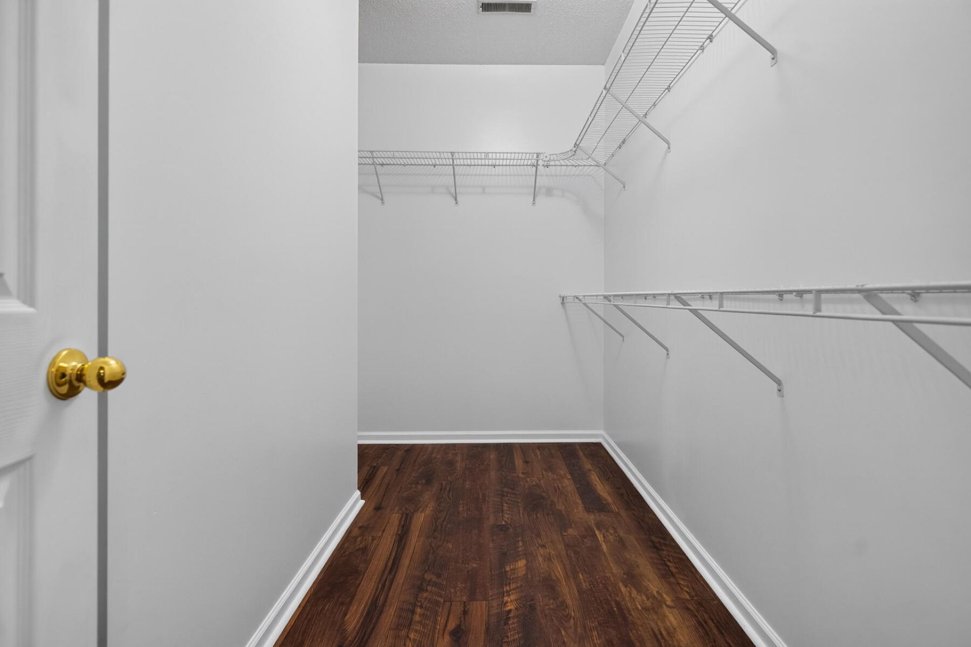 132 Paddock Way Photo 38