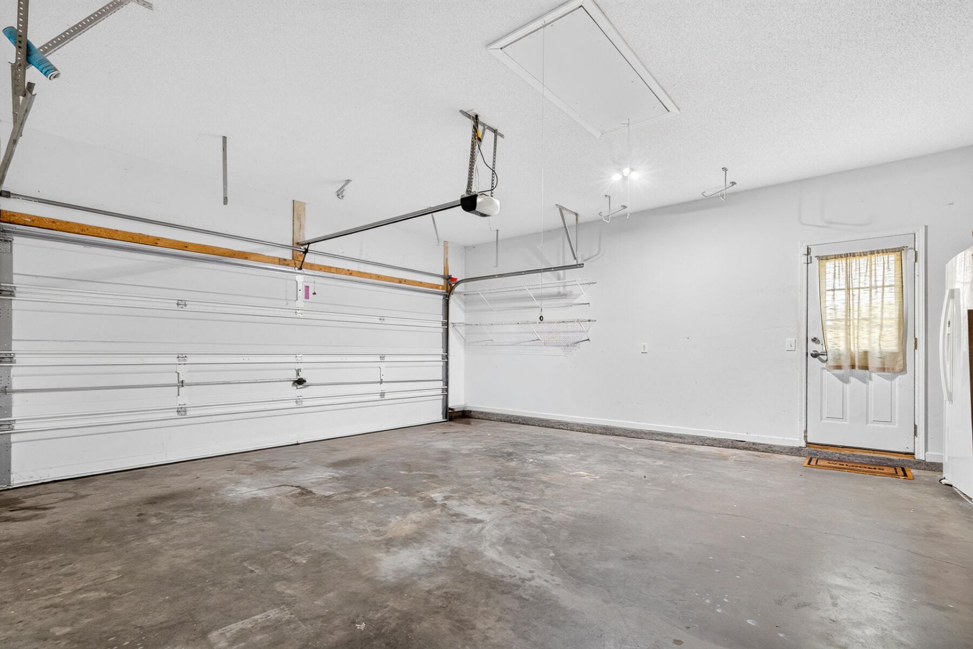 132 Paddock Way Photo 43