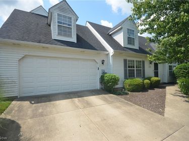 2641 Burridge Circle, Twinsburg, OH 44087